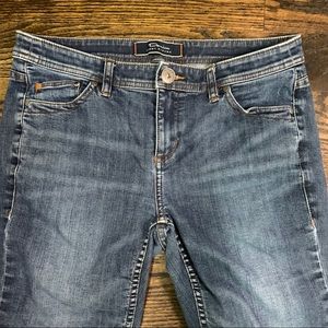 Tommy Bahama Women’s Crop Denim